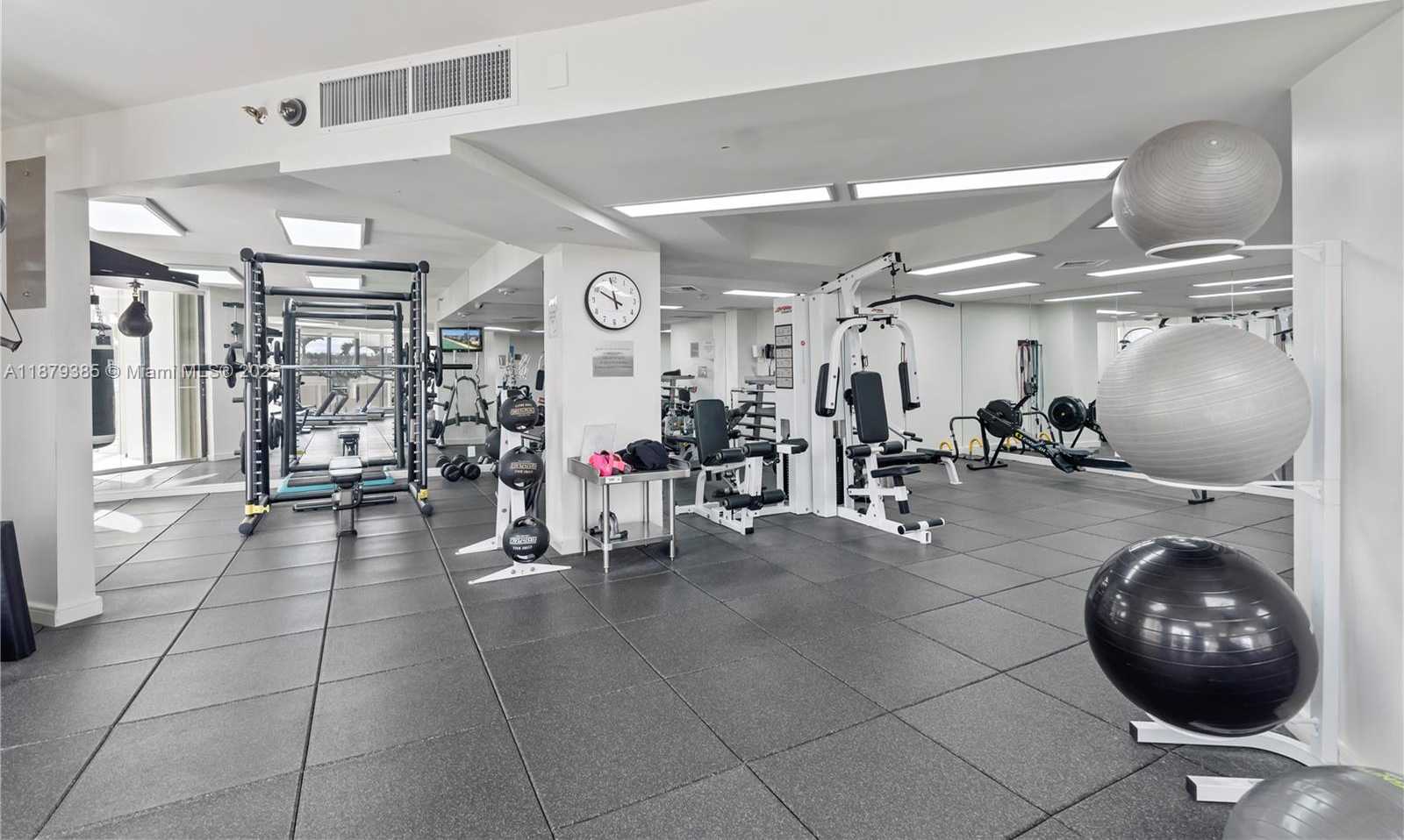 Small Image of 20185 EAST COUNTRY CLUB DR #PH6, Aventura Number 55