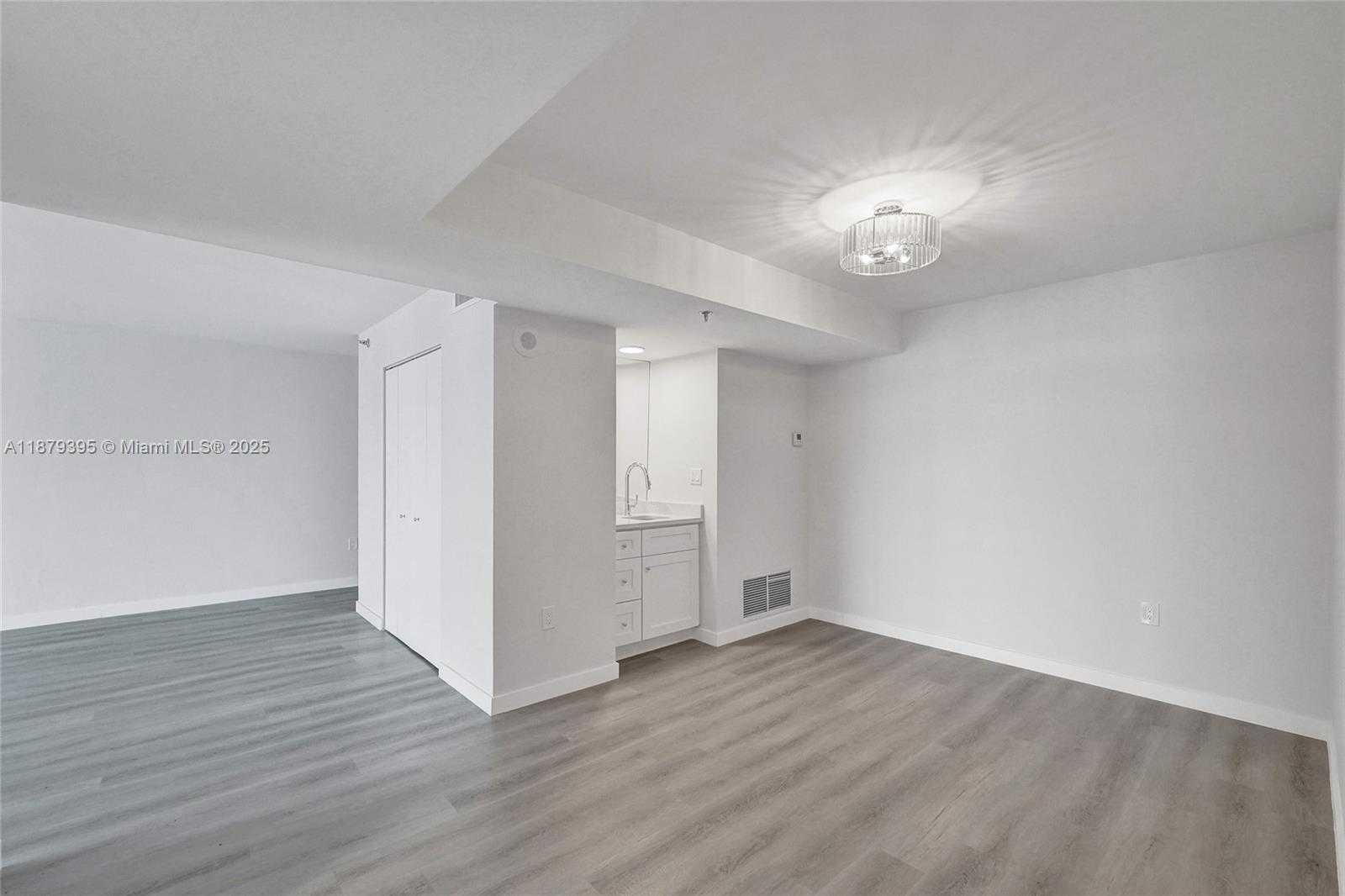 Small Image of 1201 SOUTH OCEAN DR #2509S, Hollywood Number 21
