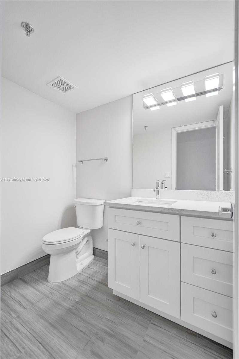 Small Image of 1201 SOUTH OCEAN DR #2509S, Hollywood Number 26
