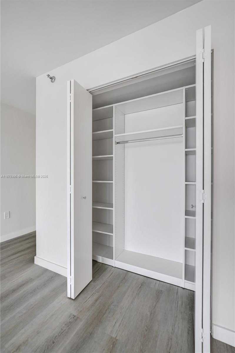 Small Image of 1201 SOUTH OCEAN DR #2509S, Hollywood Number 46