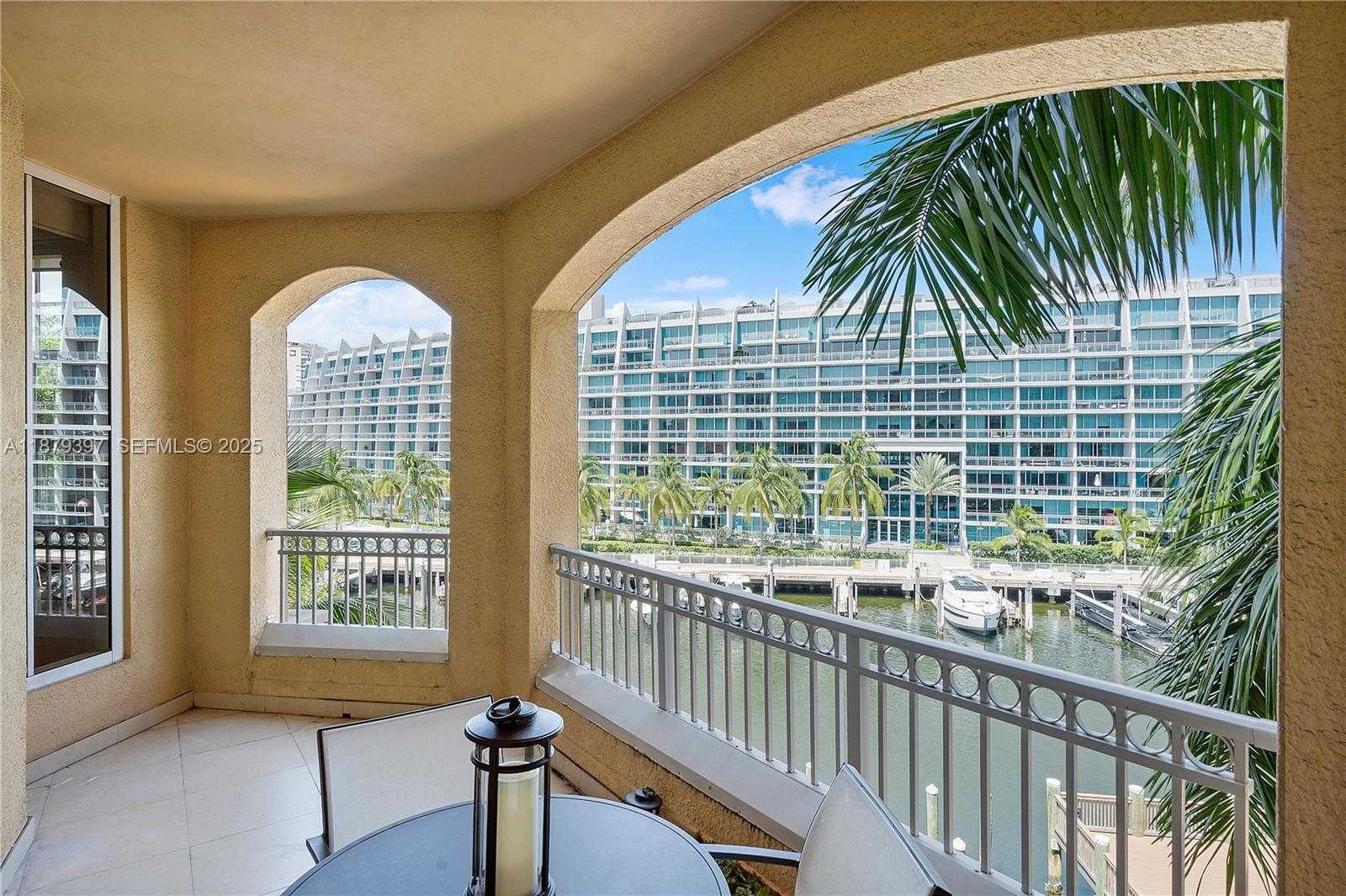 Imagen de Pequeño Objeto