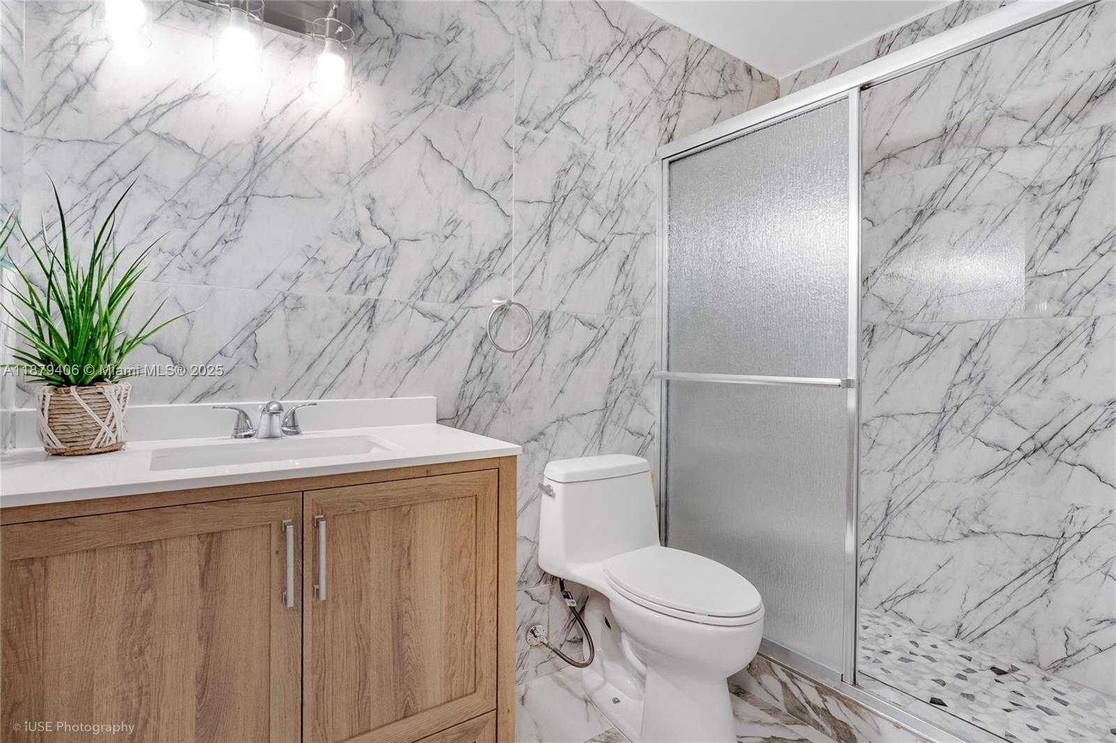 Small Image of 3950 COCOPLUM CIR #F, Coconut Creek Number 14