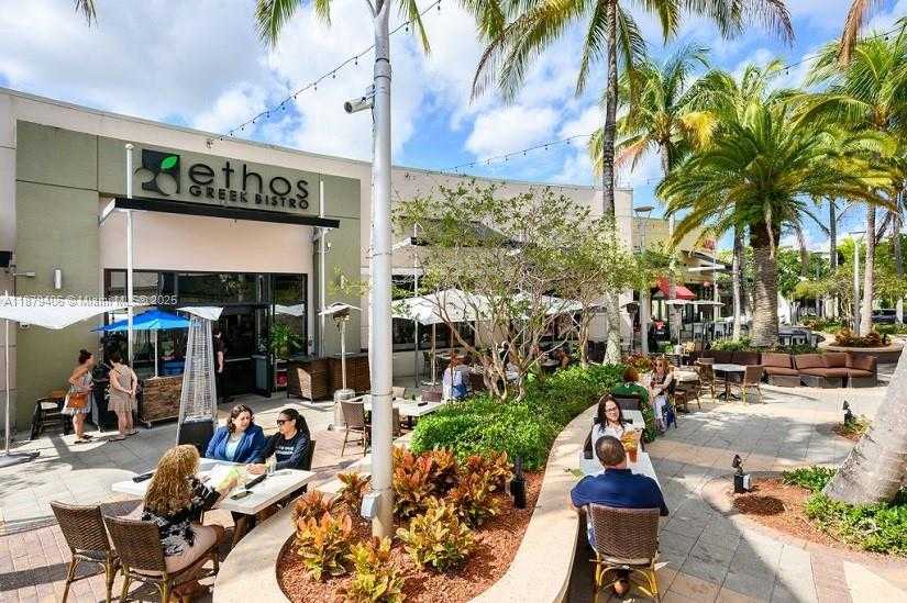 Small Image of 3950 COCOPLUM CIR #F, Coconut Creek Number 23