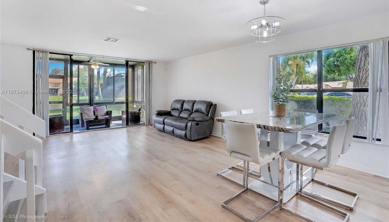 Small Image of 3950 COCOPLUM CIR #F, Coconut Creek Number 4