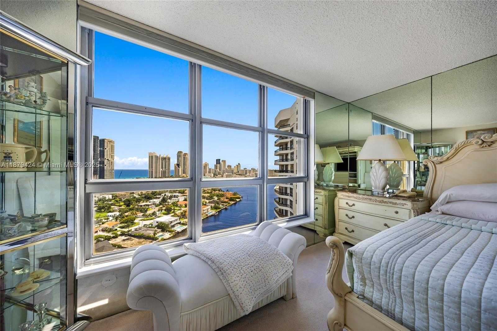 Small Image of 19195 NORTH EAST 36TH CT #2706, Aventura Number 29