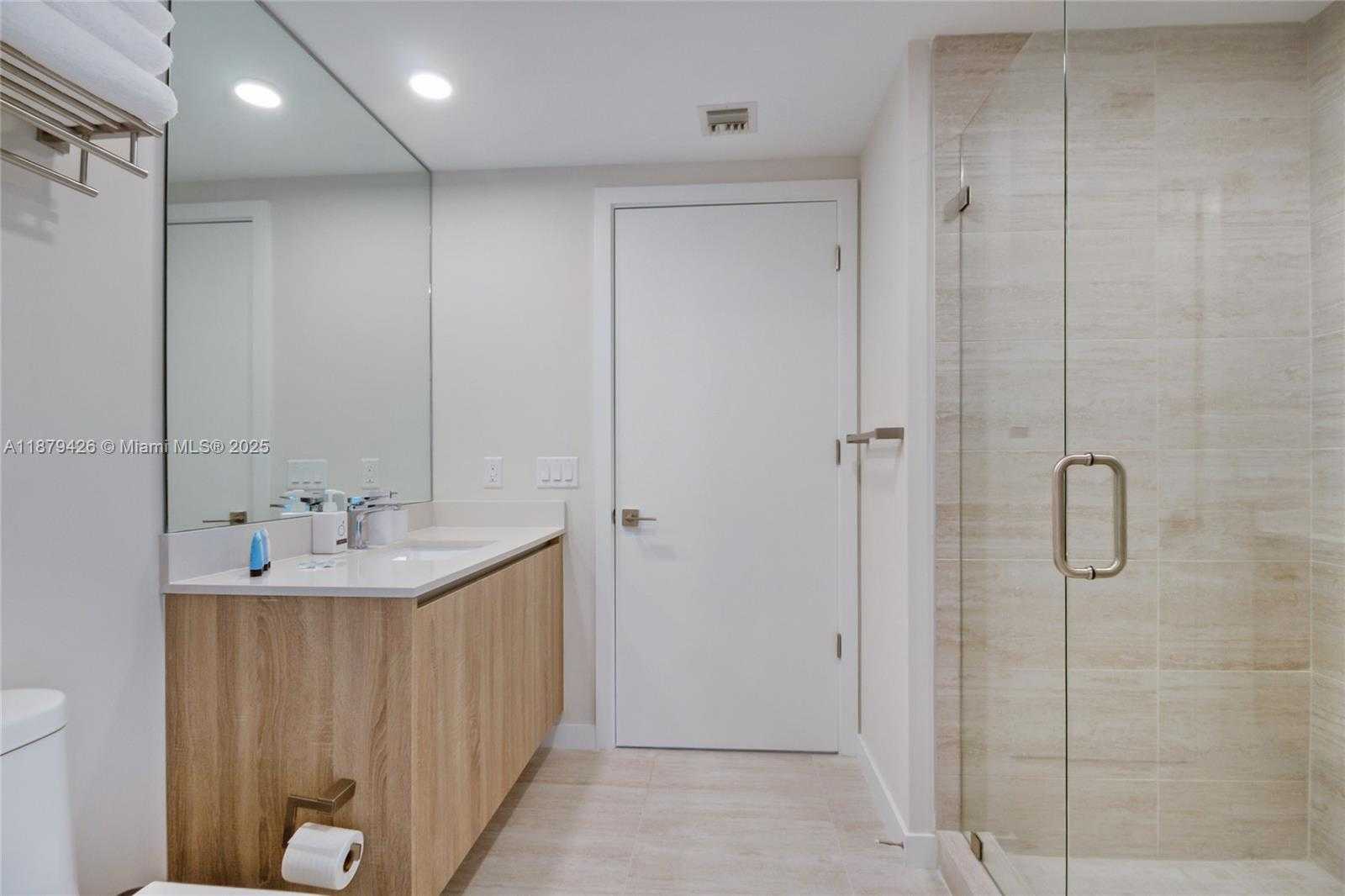 Small Image of 3900 BISCAYNE BLVD #S-804, Miami Number 10