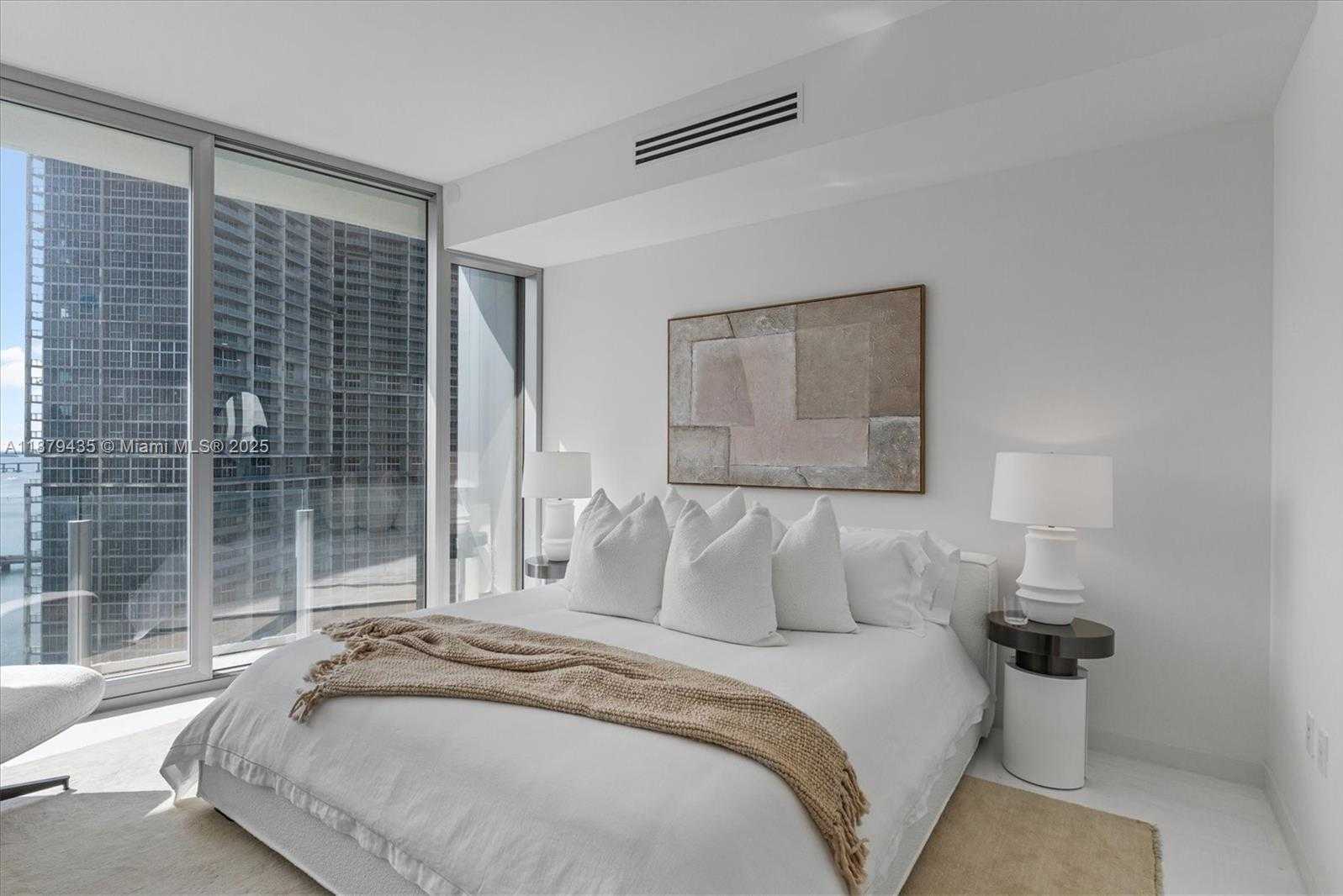 Small Image of 300 BISCAYNE BLVD WAY #2205, Miami Number 17