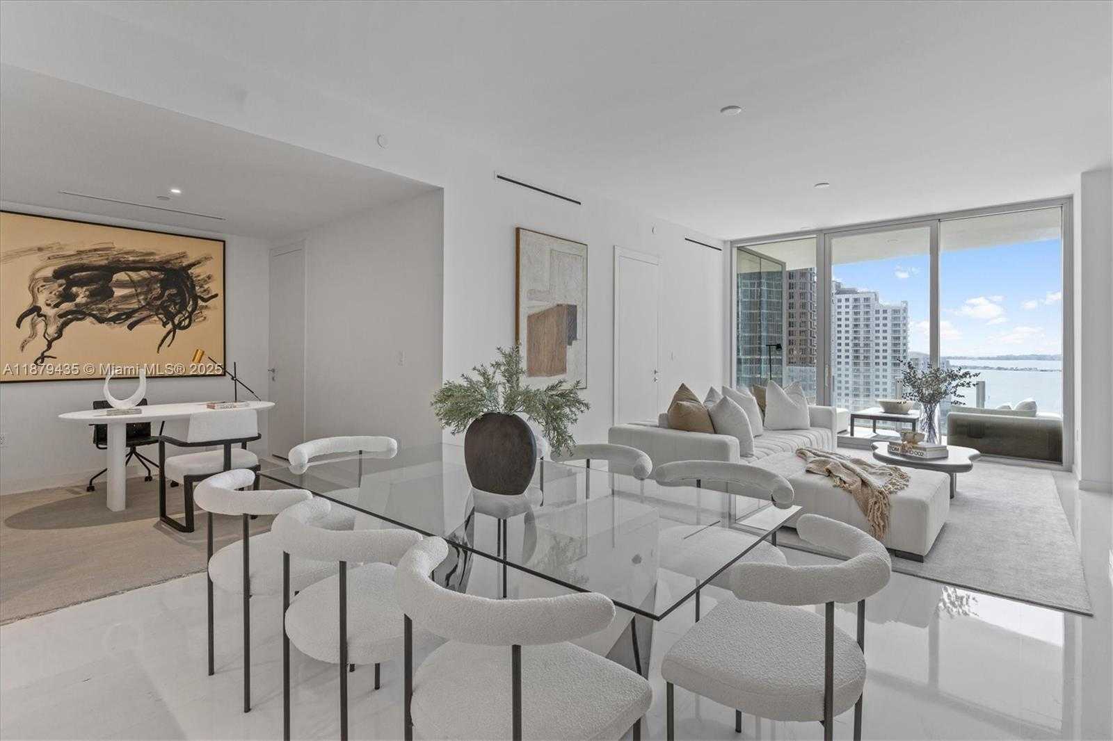 Small Image of 300 BISCAYNE BLVD WAY #2205, Miami Number 4
