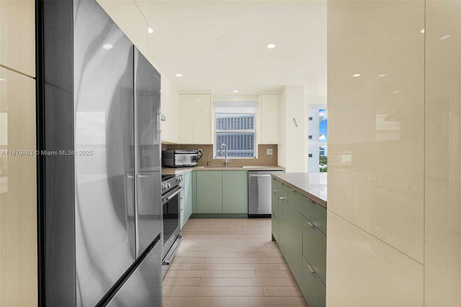 Small Image of 9100 WEST BAY HARBOR DR #8A, Bay Harbor Islands Number 27