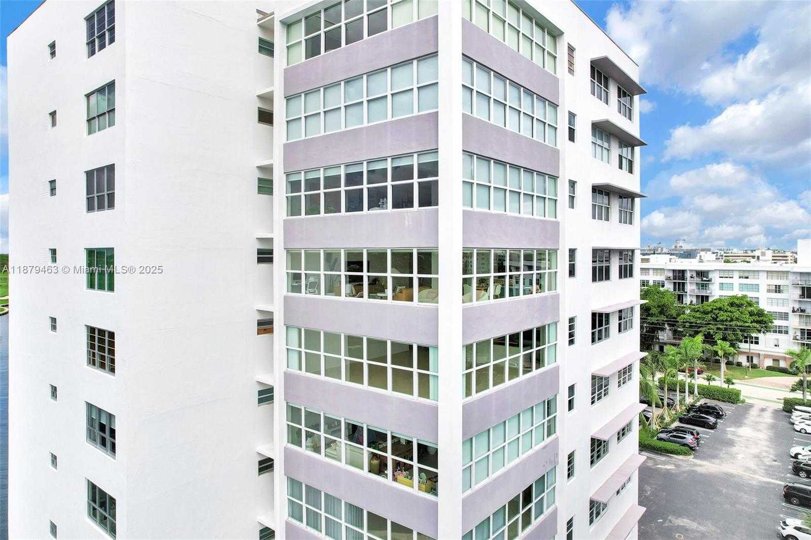 Small Image of 9100 WEST BAY HARBOR DR #8A, Bay Harbor Islands Number 76