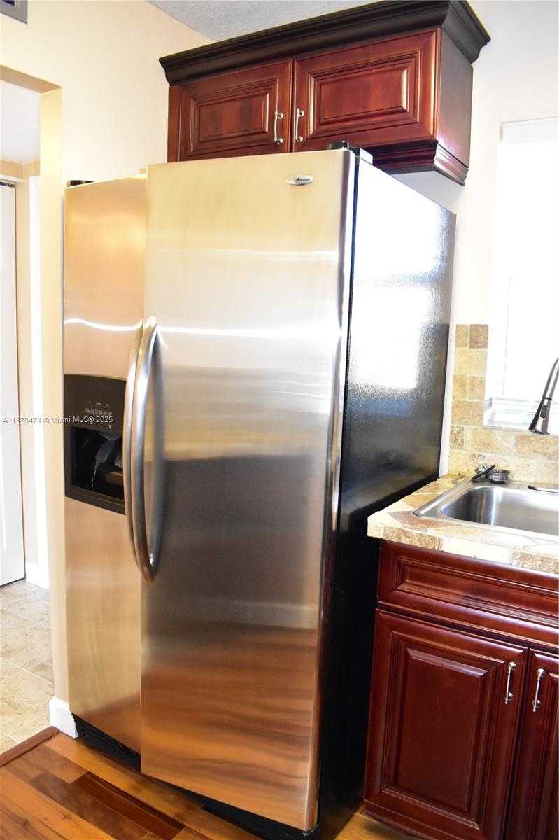 Small Image of 9641 SUNRISE LAKES BLVD #306, Sunrise Number 10