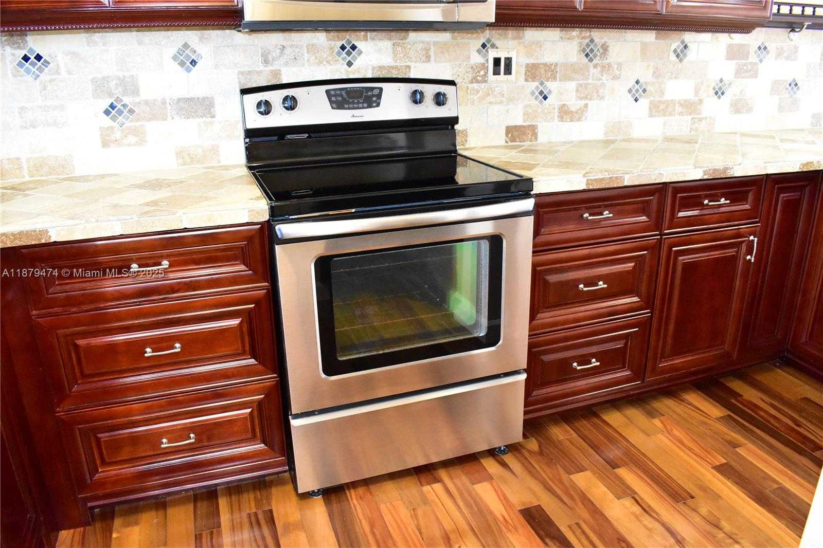 Small Image of 9641 SUNRISE LAKES BLVD #306, Sunrise Number 13