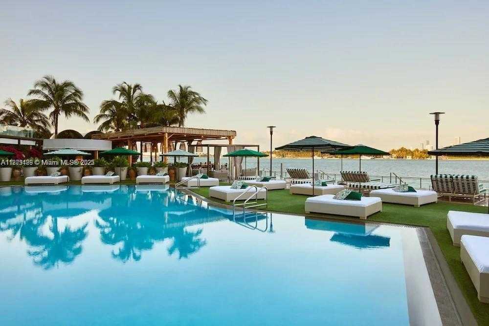 Small Image of 1100 WEST AVE #1510, Miami Beach Number 40