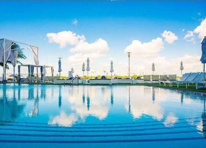 Small Image of 1100 WEST AVE #1510, Miami Beach Number 44