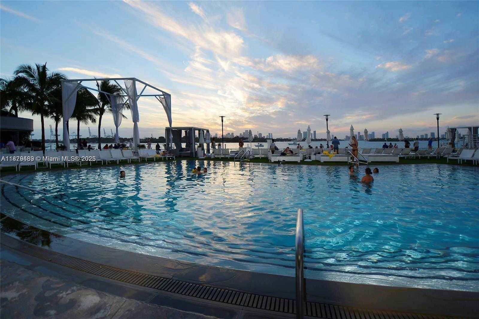 Small Image of 1100 WEST AVE #1510, Miami Beach Number 47
