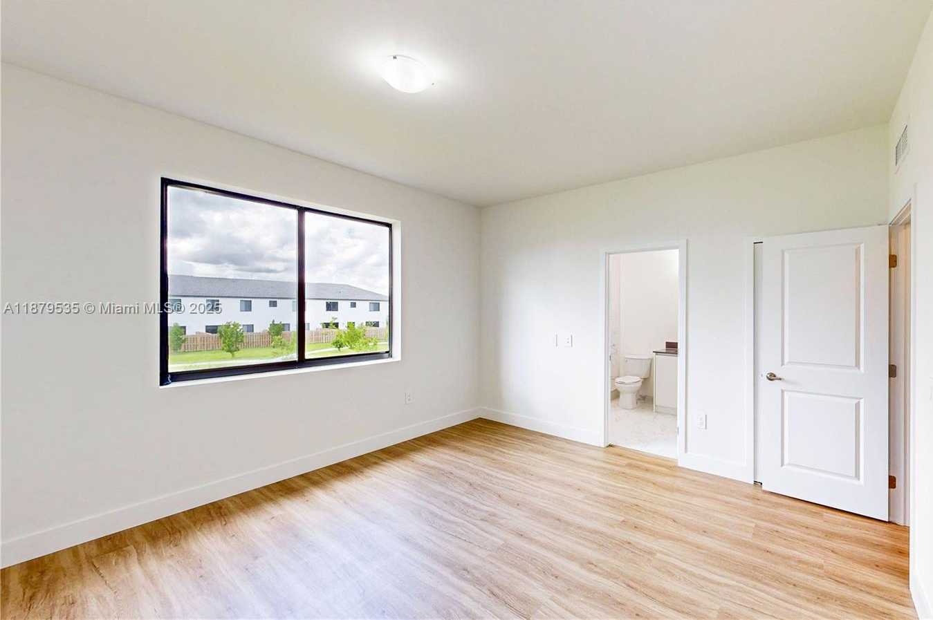 Small Image of 18936 SOUTH WEST 344TH TER, Homestead Number 27