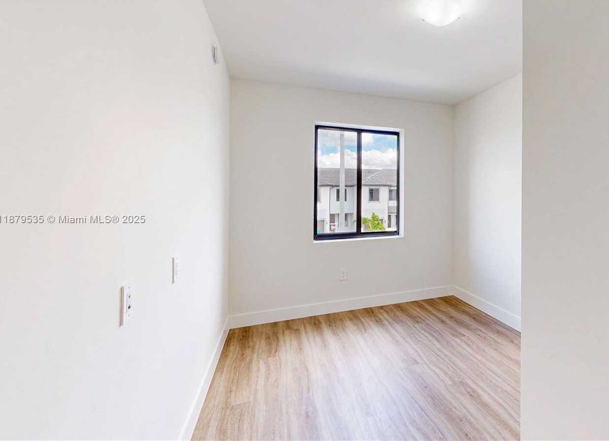 Small Image of 18936 SOUTH WEST 344TH TER, Homestead Number 40