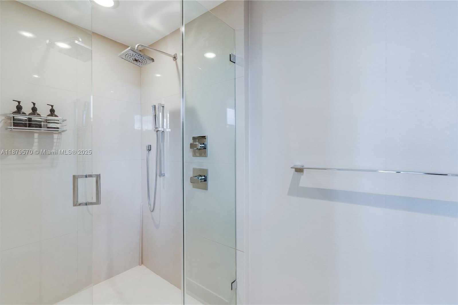 Small Image of 600 NORTH EAST 27TH ST #2801, Miami Number 35
