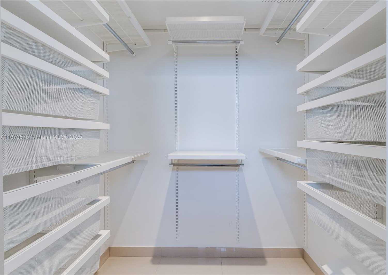Small Image of 600 NORTH EAST 27TH ST #2801, Miami Number 36