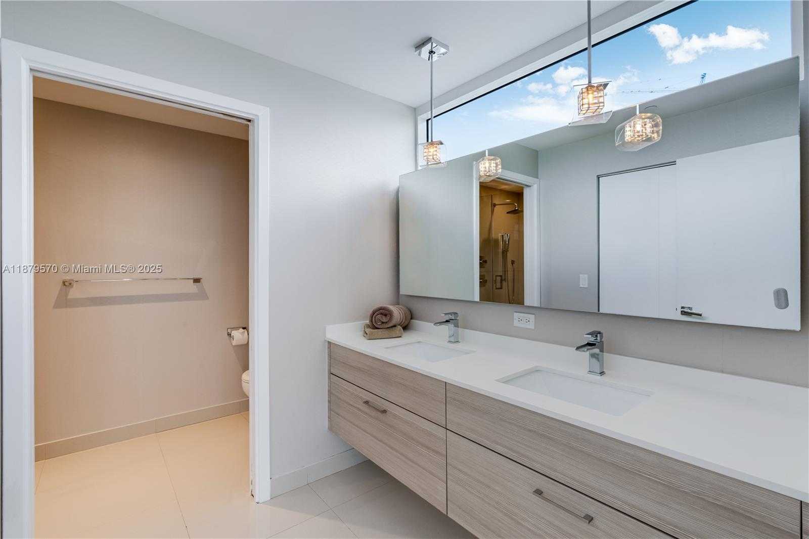 Small Image of 600 NORTH EAST 27TH ST #2801, Miami Number 37