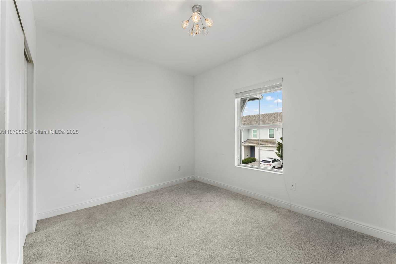 Small Image of 552 PARSONS WAY, Deerfield Beach Number 26
