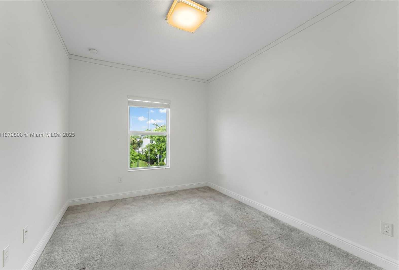 Small Image of 552 PARSONS WAY, Deerfield Beach Number 28