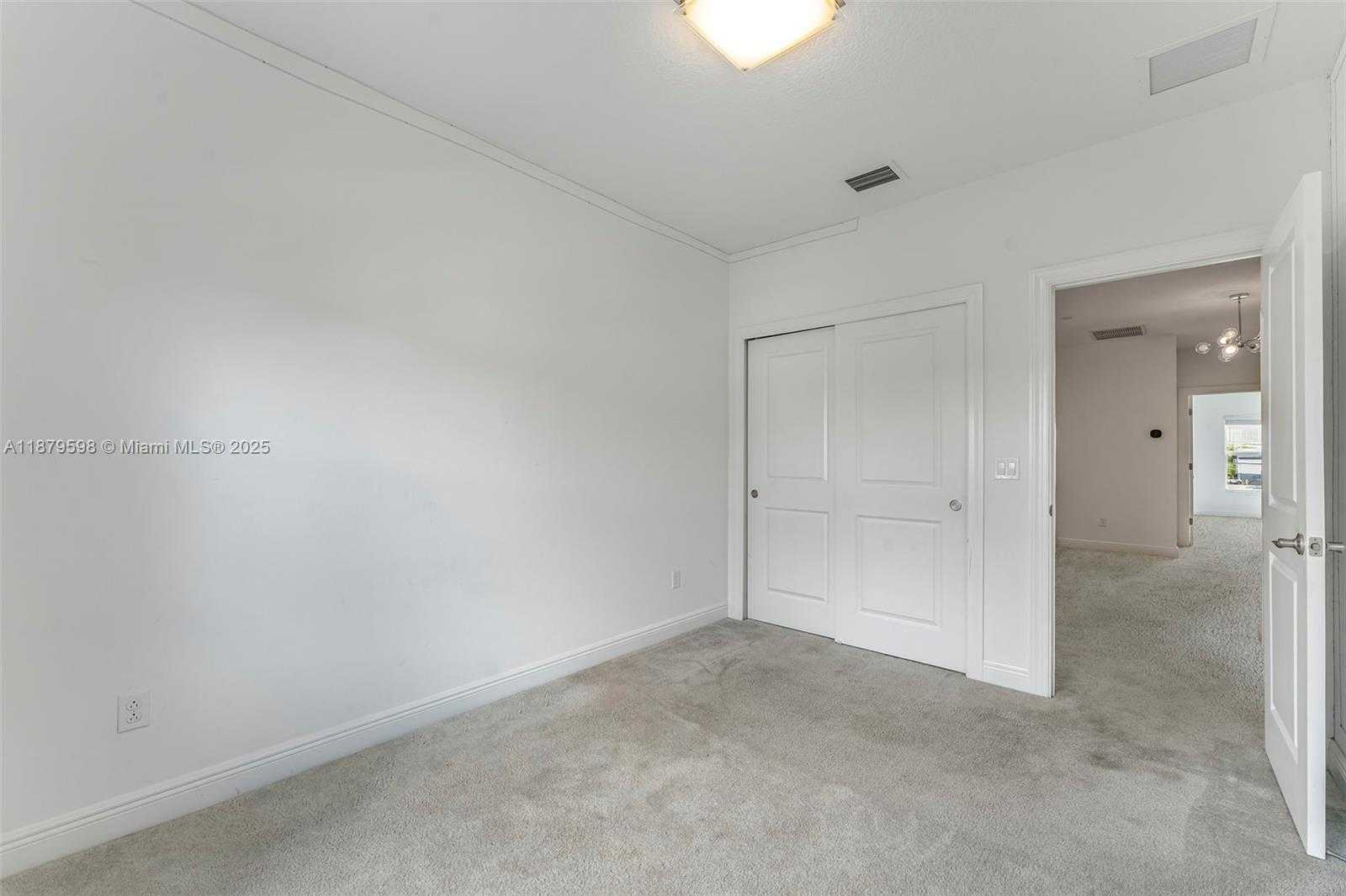 Small Image of 552 PARSONS WAY, Deerfield Beach Number 29