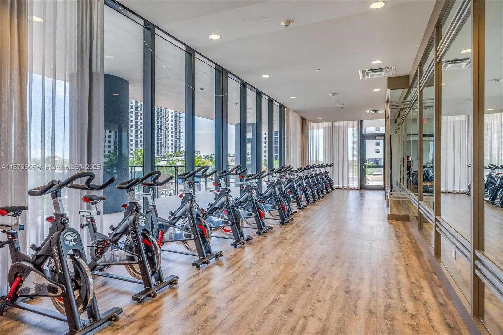 Small Image of 5300 PASEO BLVD #1714, Doral Number 24