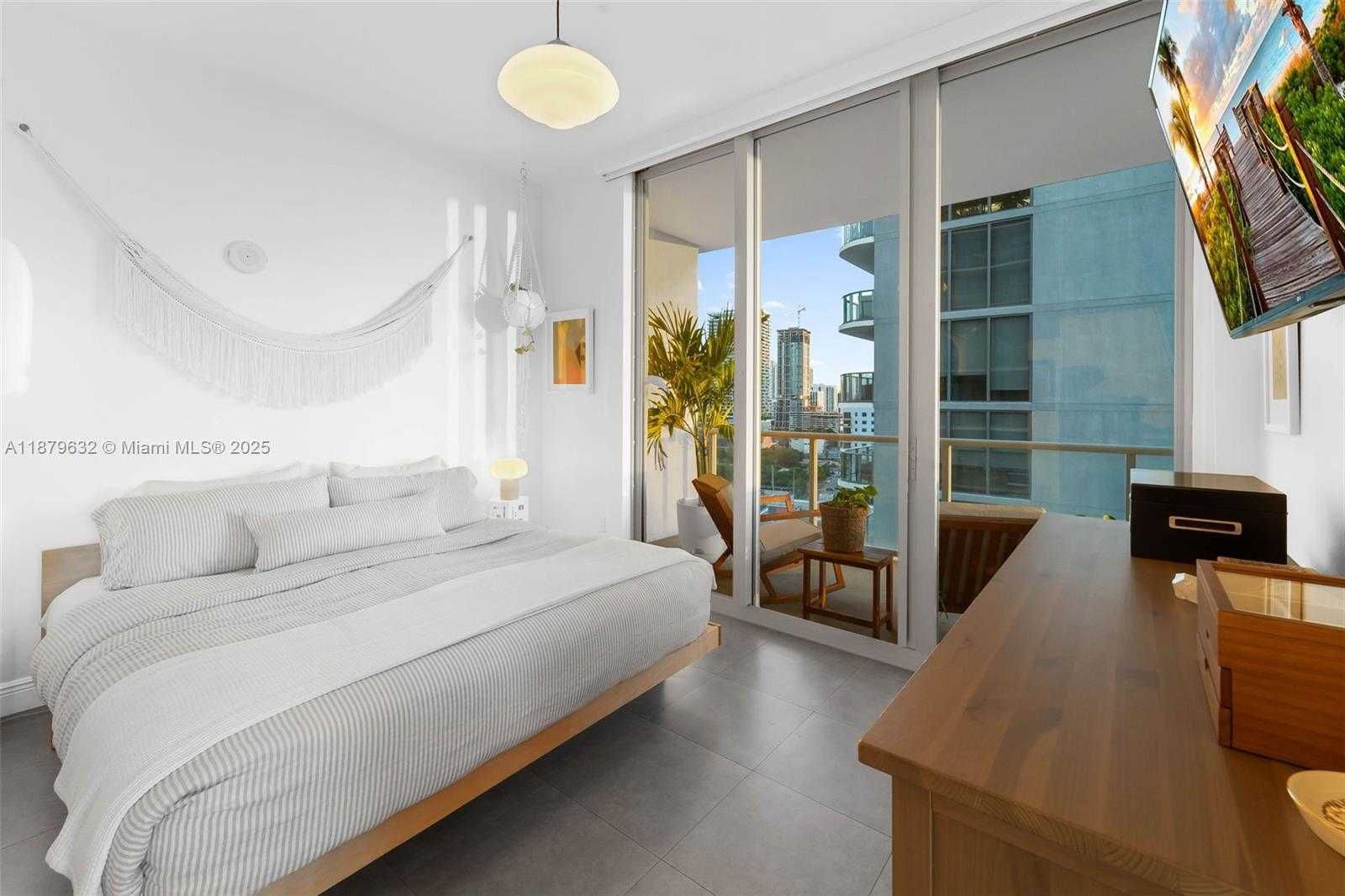 Small Image of 3470 EAST COAST AVE #H1610, Miami Number 8