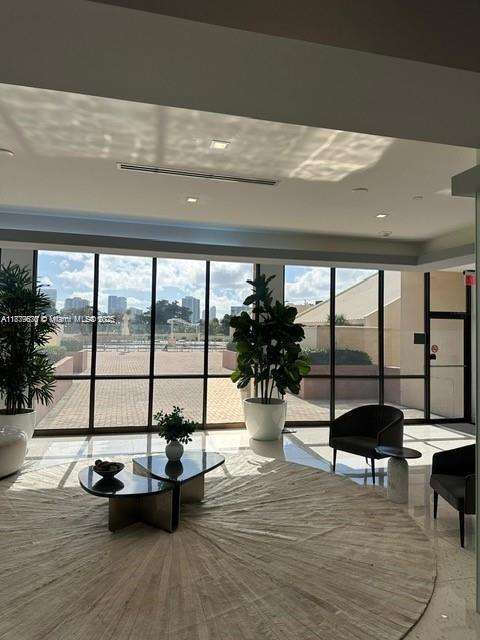Small Image of 20301 WEST COUNTRY CLUB DR #621, Aventura Number 10