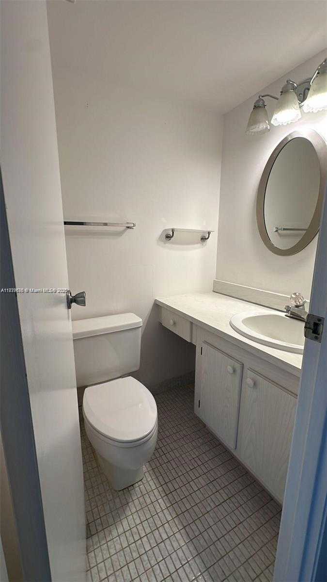 Small Image of 20301 WEST COUNTRY CLUB DR #621, Aventura Number 6
