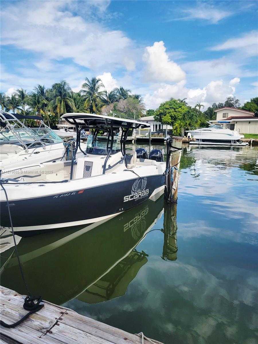 Small Image of 2033 CALAIS DR #7, Miami Beach Number 1