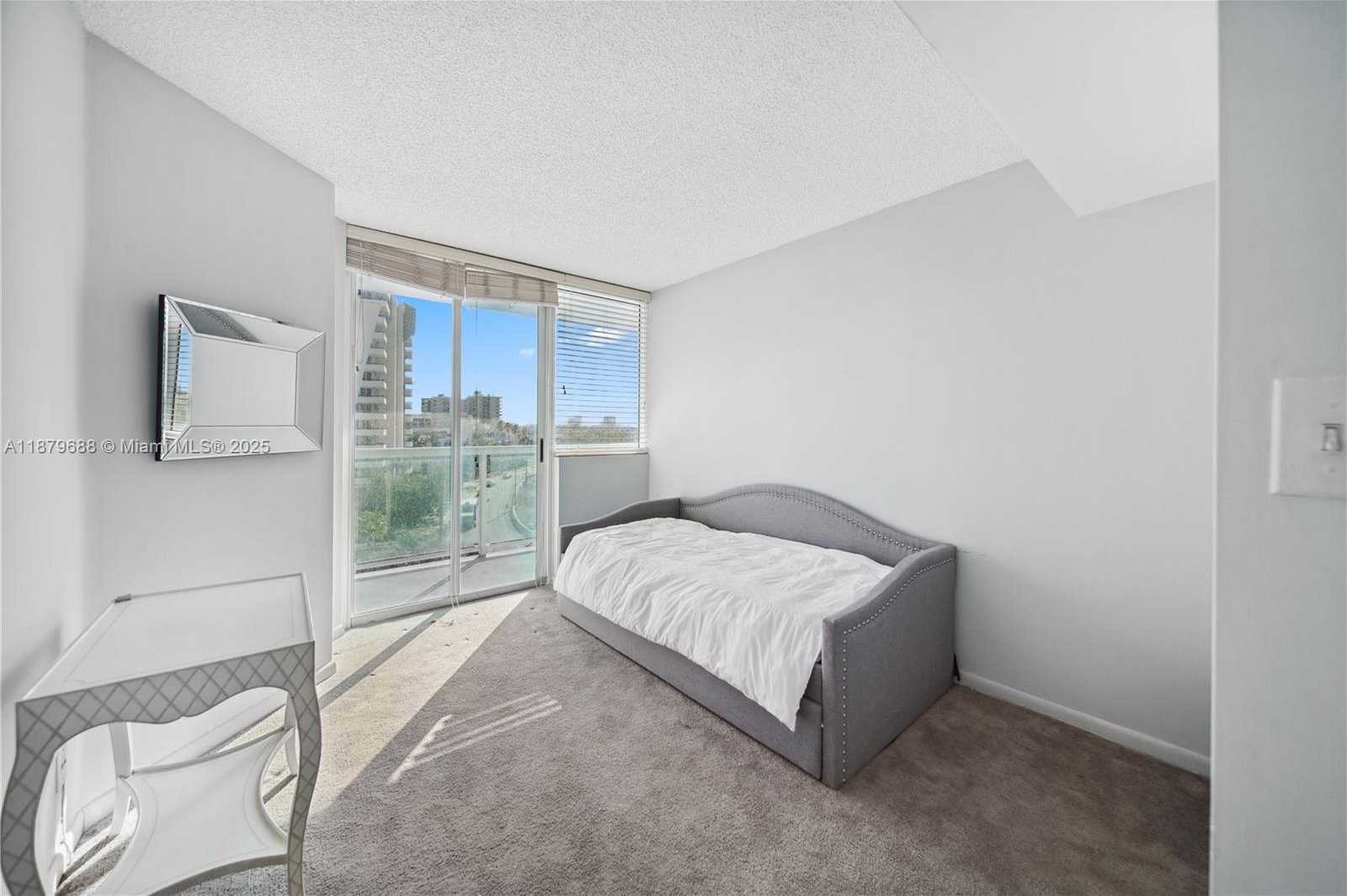 Small Image of 3411 INDIAN CREEK DR #604, Miami Beach Number 13