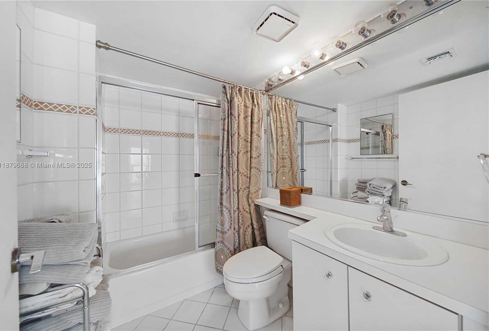 Small Image of 3411 INDIAN CREEK DR #604, Miami Beach Number 14