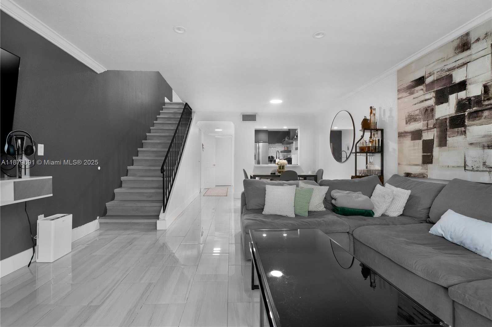 Small Image of 9956 SOUTH WEST 88TH ST #128-1, Miami Number 2