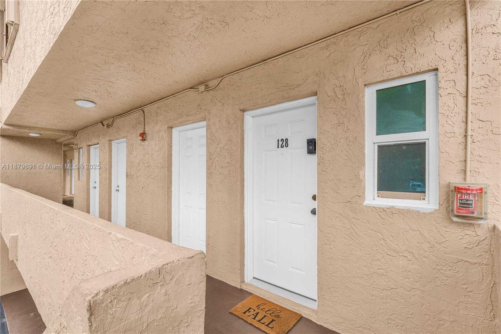 Small Image of 9956 SOUTH WEST 88TH ST #128-1, Miami Number 25