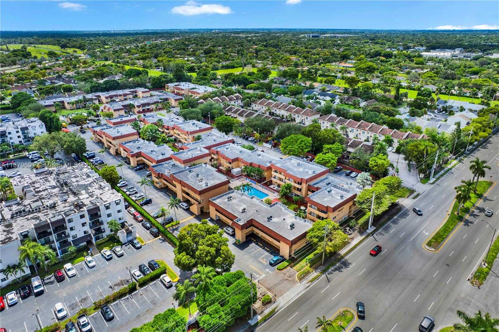 Small Image of 9956 SOUTH WEST 88TH ST #128-1, Miami Number 35