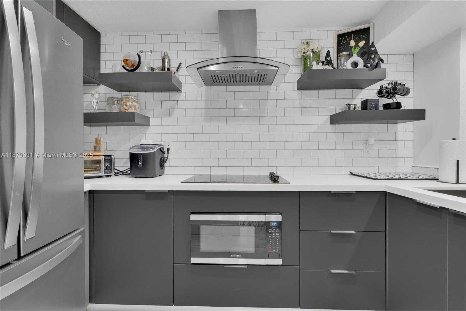 Small Image of 9956 SOUTH WEST 88TH ST #128-1, Miami Number 4