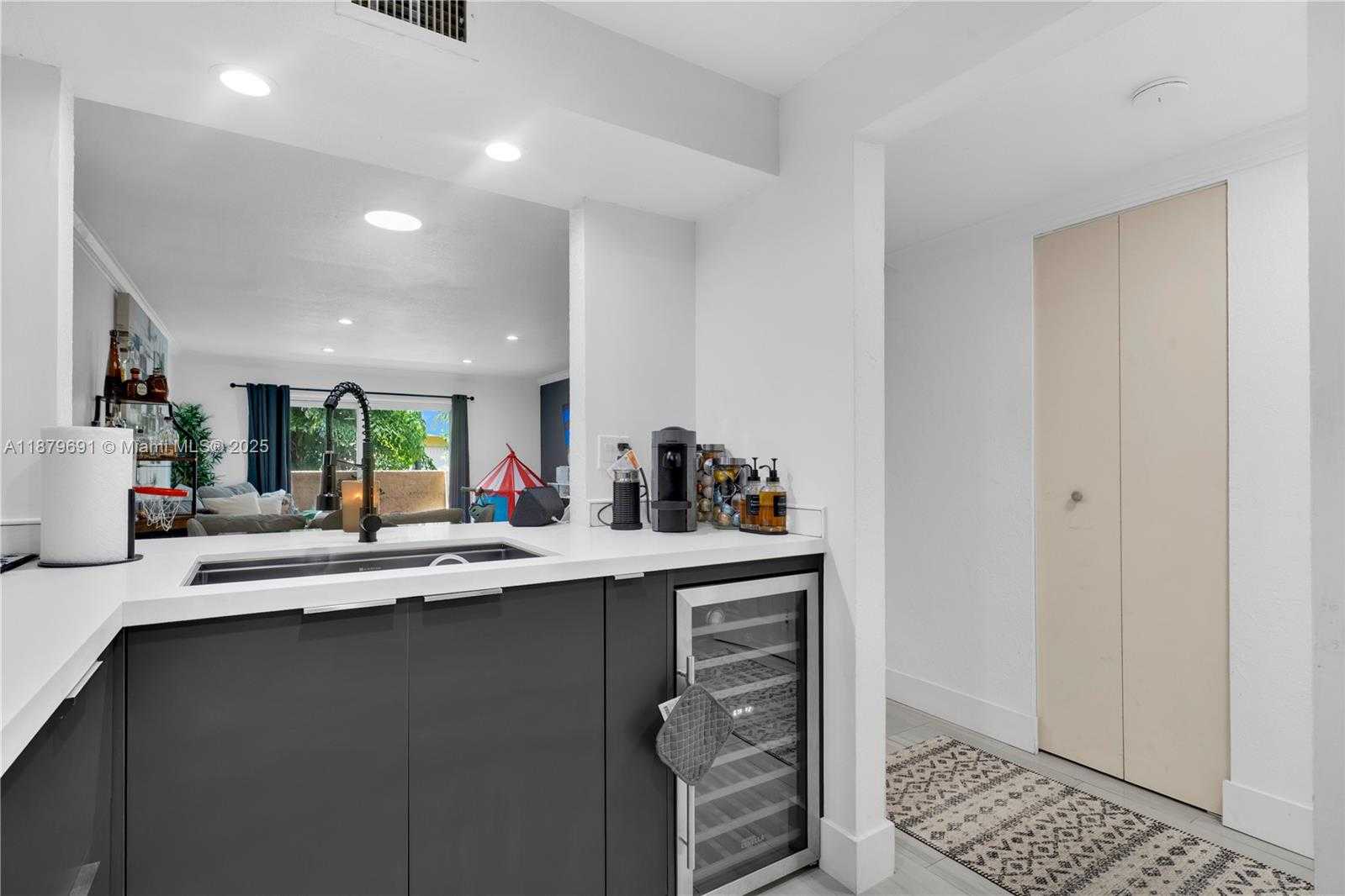 Small Image of 9956 SOUTH WEST 88TH ST #128-1, Miami Number 6