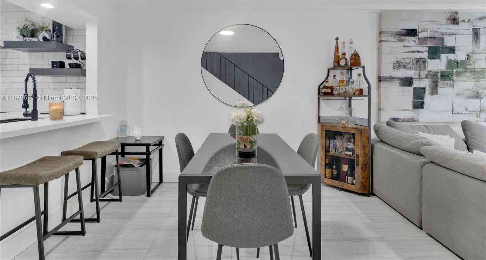 Small Image of 9956 SOUTH WEST 88TH ST #128-1, Miami Number 7