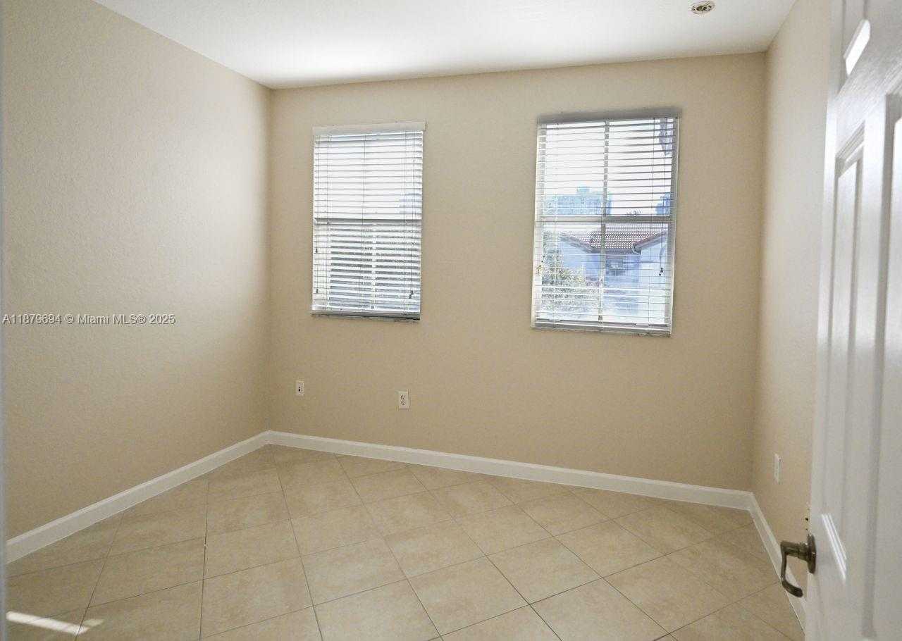 Small Image of 8134 NORTH WEST 107TH PATH, Doral Number 16