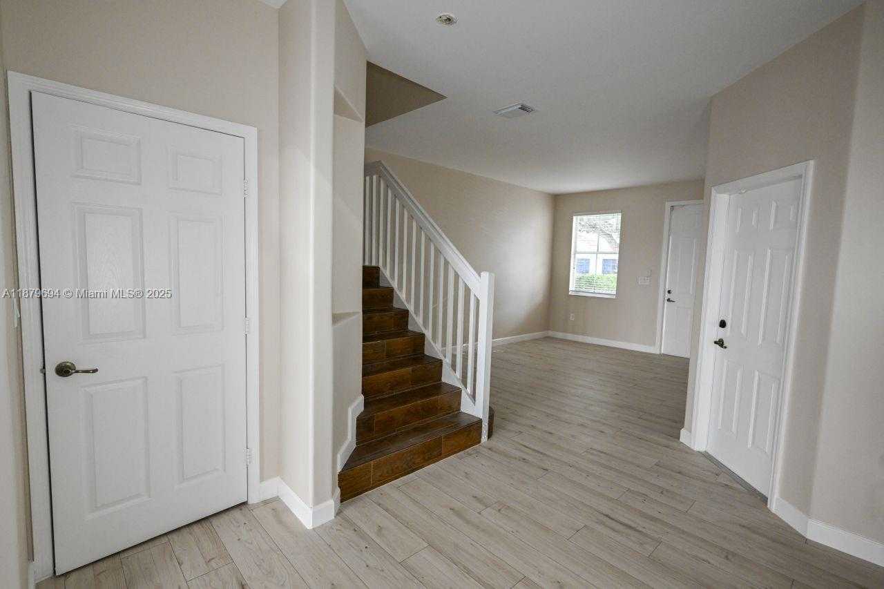 Small Image of 8134 NORTH WEST 107TH PATH, Doral Number 5