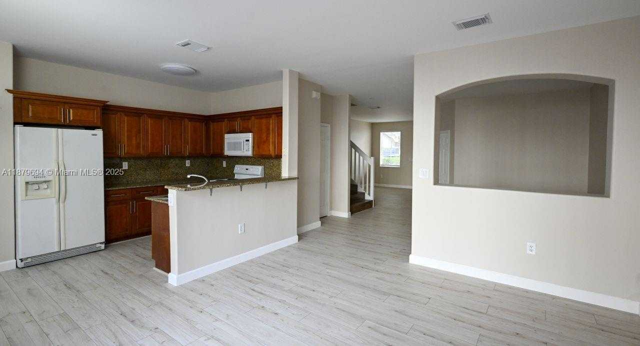 Small Image of 8134 NORTH WEST 107TH PATH, Doral Number 8