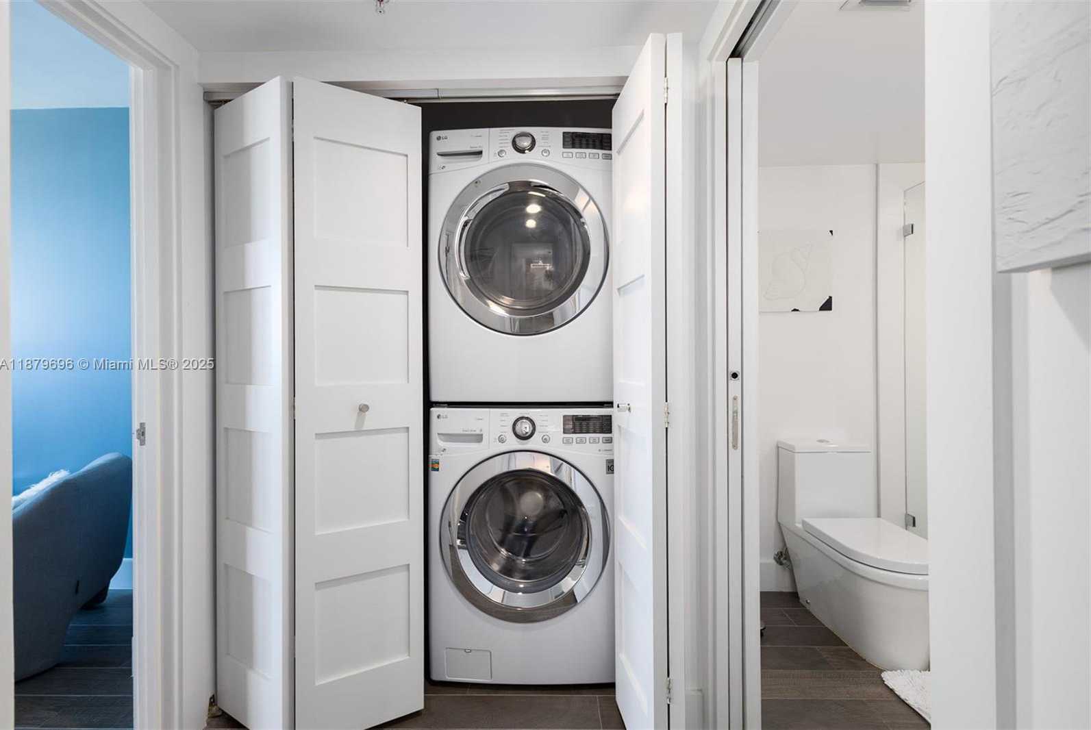 Small Image of 90 ALTON RD #1703, Miami Beach Number 10