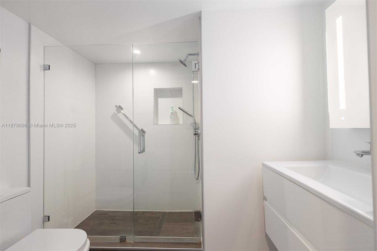 Small Image of 90 ALTON RD #1703, Miami Beach Number 17