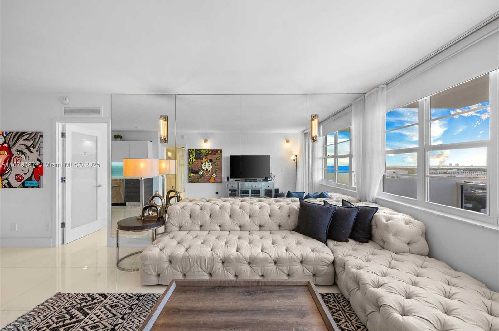 Small Image of 100 LINCOLN RD #1523/1525, Miami Beach Number 11