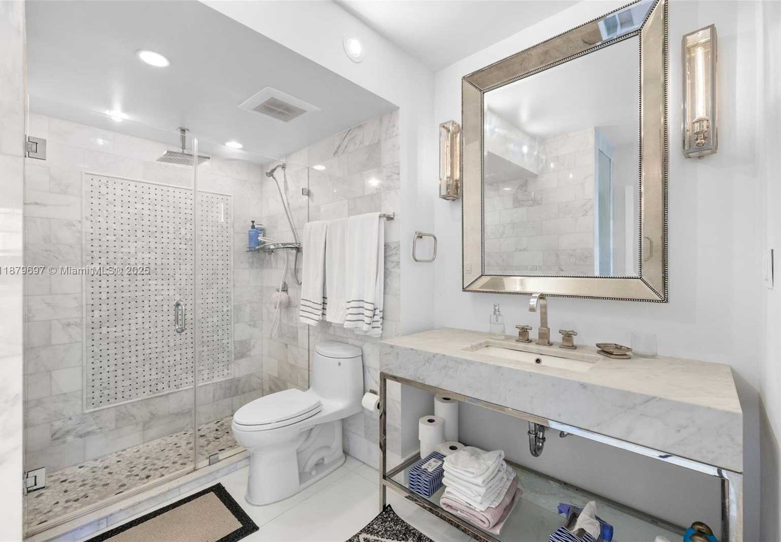 Small Image of 100 LINCOLN RD #1523/1525, Miami Beach Number 17