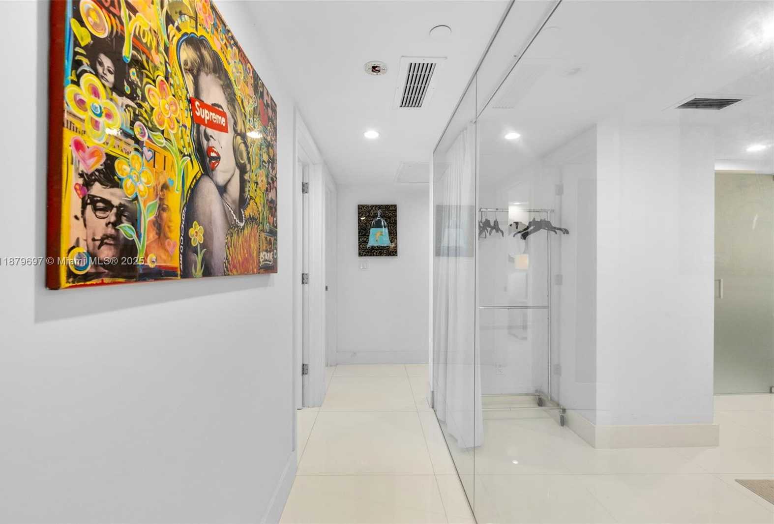 Small Image of 100 LINCOLN RD #1523/1525, Miami Beach Number 18