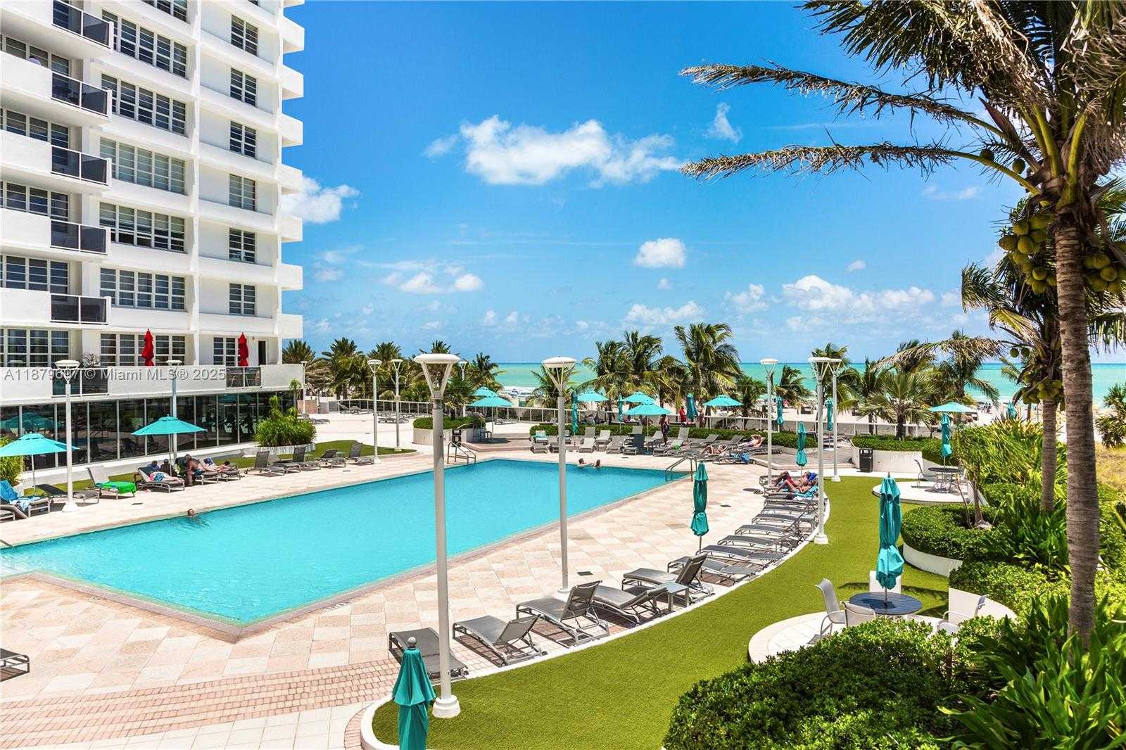 Small Image of 100 LINCOLN RD #1523/1525, Miami Beach Number 33