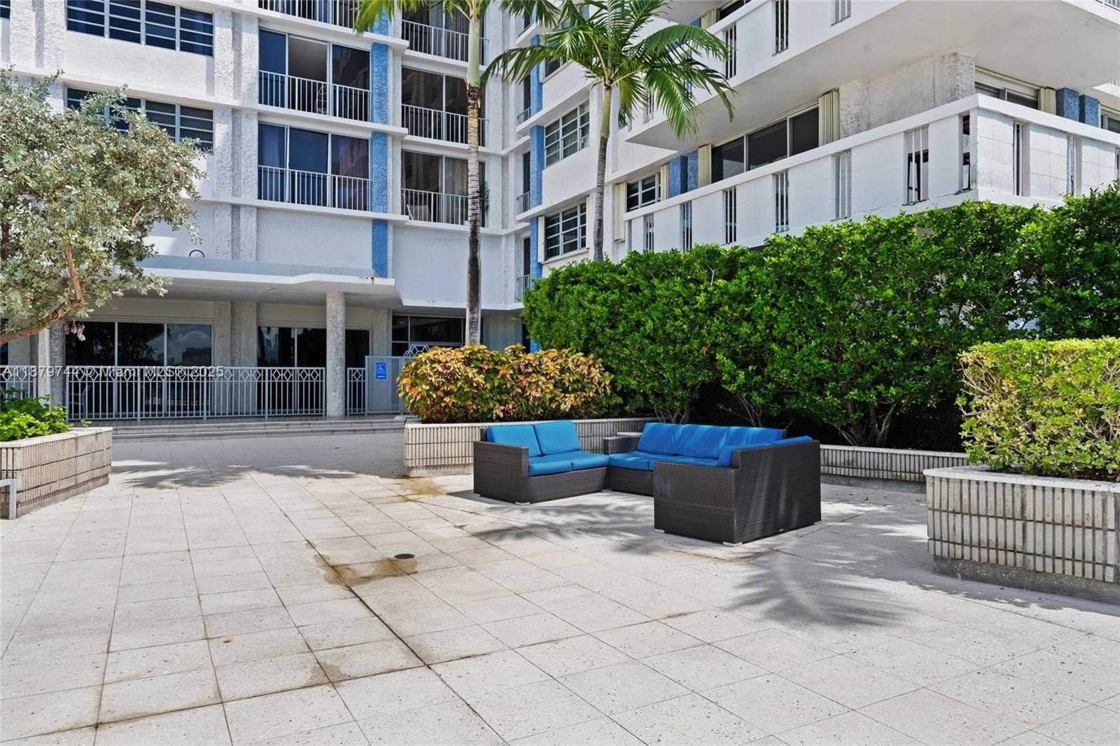 Small Image of 800 WEST AVE #831, Miami Beach Number 25